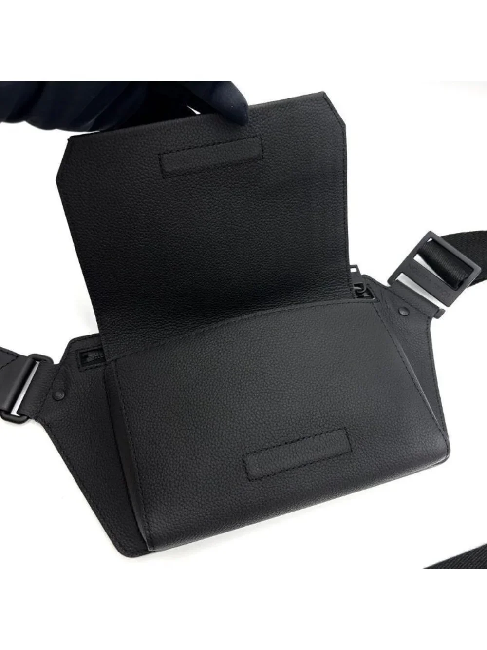 Louis Vuitton Aerogram Takeoff Sling Bag Noir